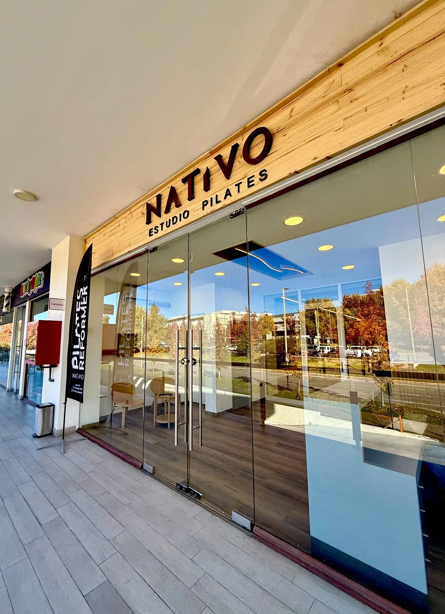 Fachada de Nativo Estudio Pilates en Las Condes.